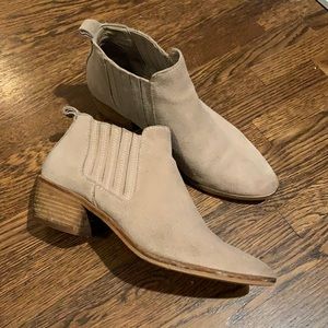 Dolce vita tan kelton bootie